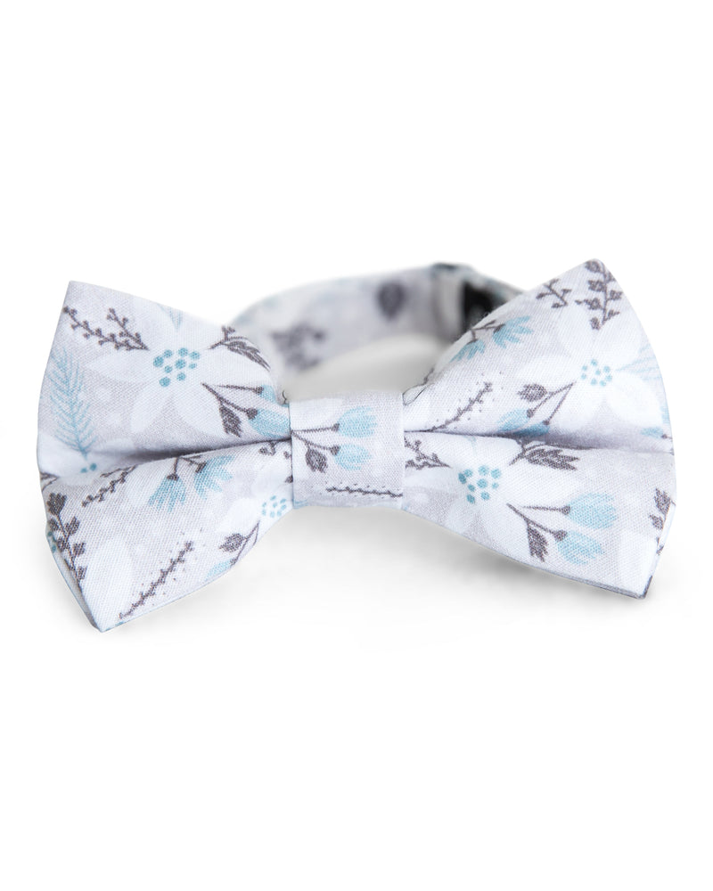 All of our Littlest Prince accessories are super trendy and are super comfy. All of our ties and bow ties were handpicked for our Boujie shoppers! Make sure you select a matching set for daddy! 