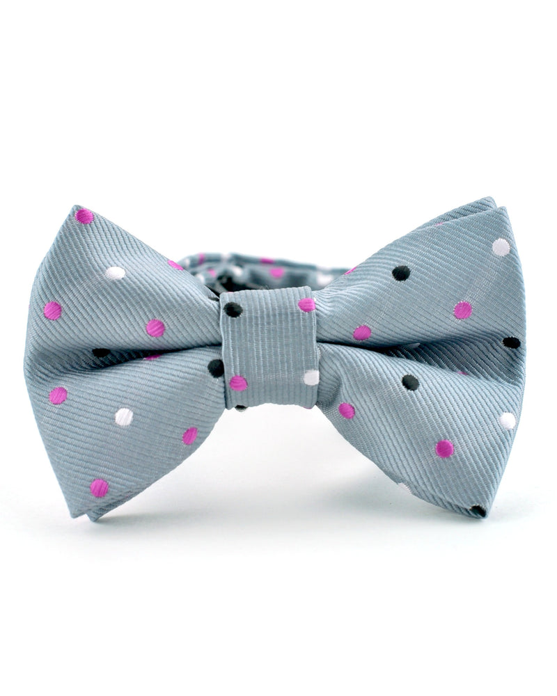 All of our Littlest Prince accessories are super trendy and are super comfy. All of our ties and bow ties were handpicked for our Boujie shoppers! Make sure you select a matching set for daddy! 